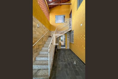 Área Externa de casa à venda com 3 quartos, 360m² em Serrano, Belo Horizonte