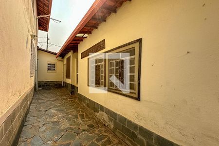 Casa à venda com 360m², 3 quartos e 4 vagas Casa à venda com 360m², 3 quartos e 4 vagasÁrea Externa