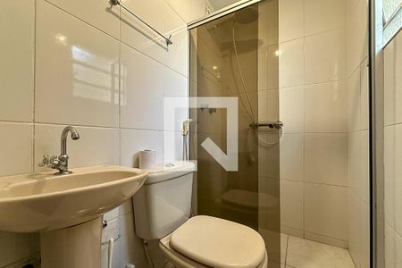 Casa à venda com 360m², 3 quartos e 4 vagas Casa à venda com 360m², 3 quartos e 4 vagasBanheiro 2