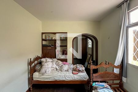 Casa à venda com 360m², 3 quartos e 4 vagas Casa à venda com 360m², 3 quartos e 4 vagasQuarto 3