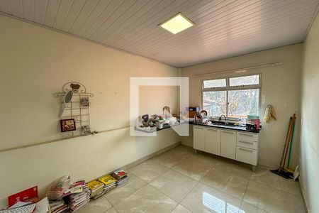 Casa à venda com 360m², 3 quartos e 4 vagas Casa à venda com 360m², 3 quartos e 4 vagasCozinha