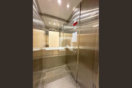 Apartamento para alugar com 68m², 2 quartos e 1 vagaElevador