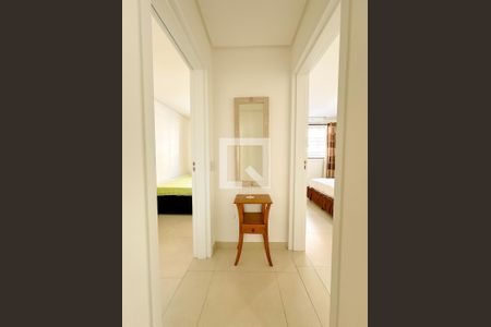 Apartamento para alugar com 68m², 2 quartos e 1 vagaCorredor
