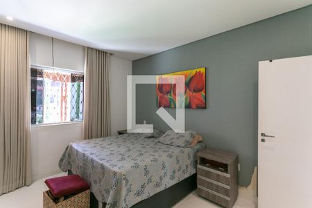 Casa à venda com 110m², 3 quartos e 2 vagas Casa à venda com 110m², 3 quartos e 2 vagasSuíte