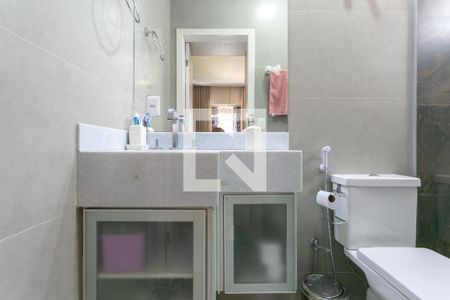 Casa à venda com 110m², 3 quartos e 2 vagas Casa à venda com 110m², 3 quartos e 2 vagasBanheiro Suíte