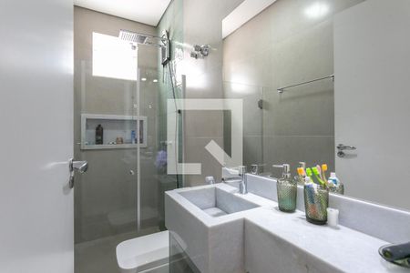 Casa à venda com 110m², 3 quartos e 2 vagas Casa à venda com 110m², 3 quartos e 2 vagasBanheiro