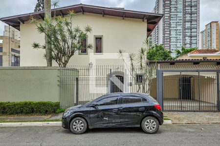 Casa à venda com 180m², 3 quartos e 1 vaga Casa à venda com 180m², 3 quartos e 1 vagaFachada