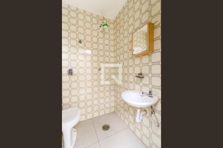 Casa à venda com 180m², 3 quartos e 1 vaga Casa à venda com 180m², 3 quartos e 1 vagaBanheiro de serviço 2