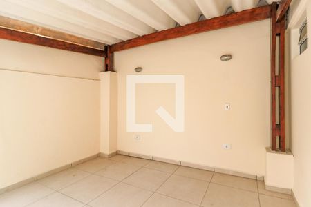 Casa à venda com 180m², 3 quartos e 1 vaga Casa à venda com 180m², 3 quartos e 1 vagaQuintal