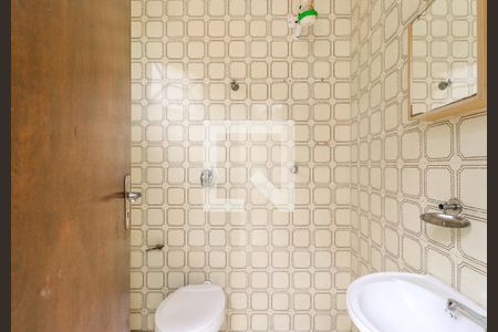 Casa à venda com 180m², 3 quartos e 1 vaga Casa à venda com 180m², 3 quartos e 1 vagaBanheiro de serviço 2