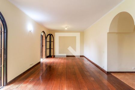 Sala de casa à venda com 3 quartos, 180m² em Campo Belo, São Paulo