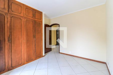 Casa à venda com 180m², 3 quartos e 1 vaga Casa à venda com 180m², 3 quartos e 1 vagaQuarto 1
