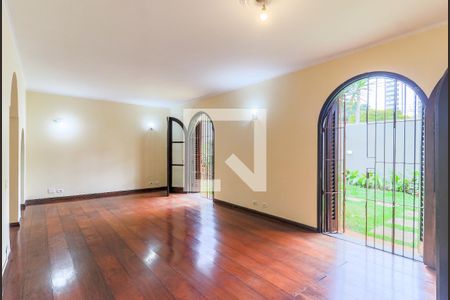 Sala de casa à venda com 3 quartos, 180m² em Campo Belo, São Paulo