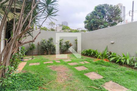 Casa à venda com 180m², 3 quartos e 1 vaga Casa à venda com 180m², 3 quartos e 1 vagaJardim