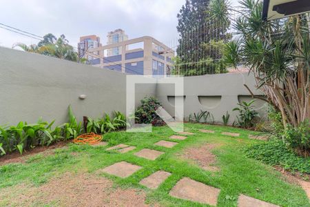 Casa à venda com 180m², 3 quartos e 1 vaga Casa à venda com 180m², 3 quartos e 1 vagaJardim