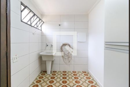 Casa à venda com 180m², 3 quartos e 1 vaga Casa à venda com 180m², 3 quartos e 1 vagaÁrea de Serviço