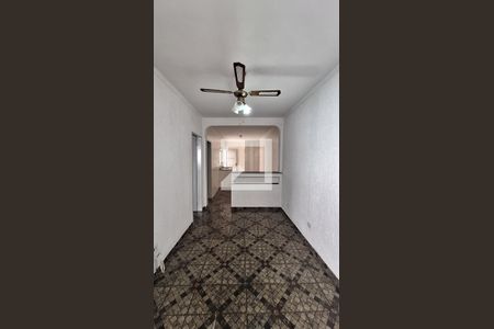 Cozinha de casa para alugar com 3 quartos, 110m² em Jardim Luciana, Itaquaquecetuba