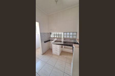 Cozinha casa 2 de casa para alugar com 3 quartos, 110m² em Jardim Luciana, Itaquaquecetuba
