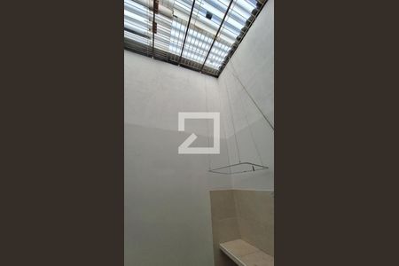 Lavanderia de casa para alugar com 3 quartos, 110m² em Jardim Luciana, Itaquaquecetuba