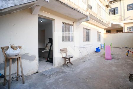 Casa à venda com 409m², 10 quartos e 3 vagas Casa à venda com 409m², 10 quartos e 3 vagasQuintal