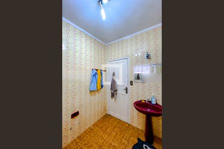 Casa à venda com 240m², 2 quartos e 3 vagasBanheiro