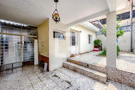 Casa à venda com 240m², 2 quartos e 3 vagasGaragem