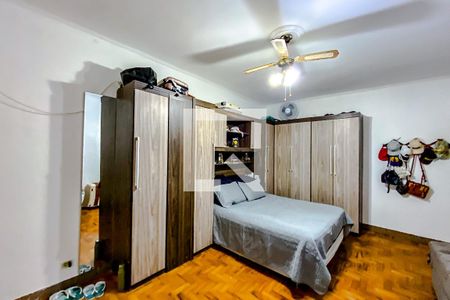 Casa à venda com 240m², 2 quartos e 3 vagasQuarto 2 - Suíte