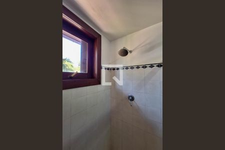 Casa de condomínio para alugar com 480m², 6 quartos e 4 vagasBanheiro da Suíte 1