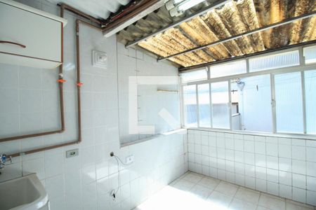 Casa para alugar com 110m², 2 quartos e 1 vaga Casa para alugar com 110m², 2 quartos e 1 vagaÁrea de Serviço