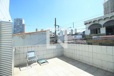 Vista do Quarto 1 de casa para alugar com 2 quartos, 110m² em Vila Prudente, São Paulo