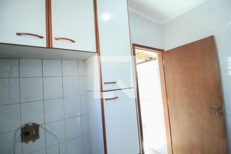 Casa para alugar com 110m², 2 quartos e 1 vaga Casa para alugar com 110m², 2 quartos e 1 vagaÁrea de Serviço