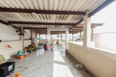 Casa à venda com 200m², 3 quartos e 3 vagasTerraço