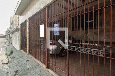 Casa à venda com 200m², 3 quartos e 3 vagasFachada