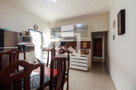 Casa à venda com 200m², 3 quartos e 3 vagasCozinha