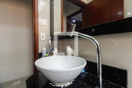 Casa à venda com 200m², 3 quartos e 3 vagasBanheiro Social