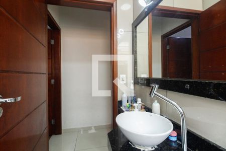 Casa à venda com 200m², 3 quartos e 3 vagasBanheiro Social