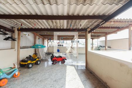 Casa à venda com 200m², 3 quartos e 3 vagasTerraço