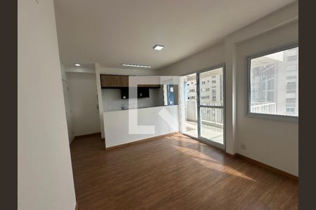 Sala de apartamento para alugar com 1 quarto, 48m² em Alphaville Empresarial, Barueri