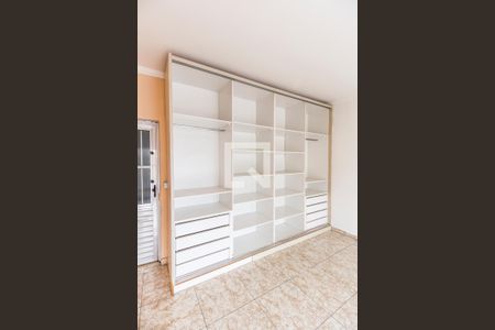 Detalhe de casa para alugar com 2 quartos, 50m² em Vila do Conde, Barueri