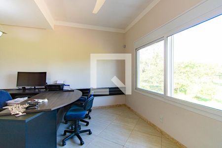 Casa à venda com 435m², 3 quartos e 4 vagasEscritório