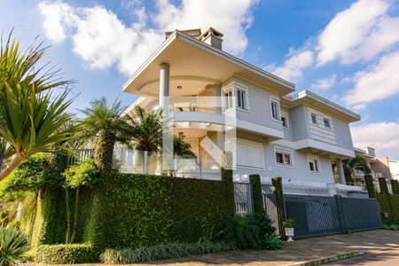 Casa à venda com 435m², 3 quartos e 4 vagasFachada