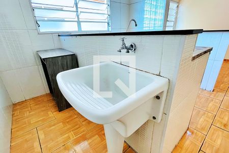 Casa para alugar com 60m², 1 quarto e sem vagaÁrea de Serviço