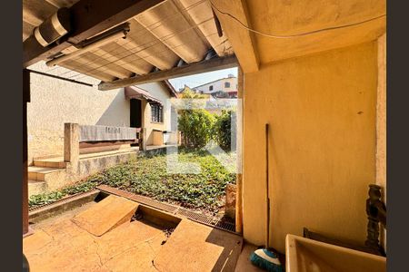 Casa à venda com 210m², 6 quartos e 3 vagas Casa à venda com 210m², 6 quartos e 3 vagasLavanderia