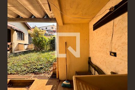 Casa à venda com 210m², 6 quartos e 3 vagas Casa à venda com 210m², 6 quartos e 3 vagasLavanderia