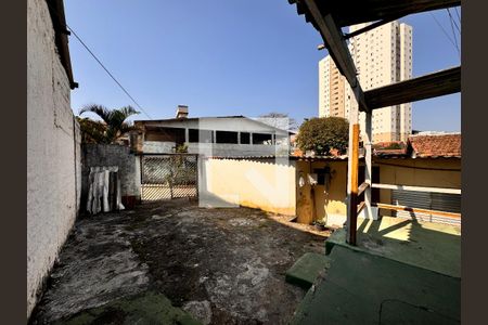 Casa à venda com 210m², 6 quartos e 3 vagas Casa à venda com 210m², 6 quartos e 3 vagasQuintal casa 4 e 5