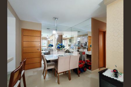 Apartamento à venda com 67m², 2 quartos e 1 vagaSala