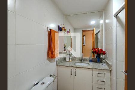 Apartamento à venda com 67m², 2 quartos e 1 vagaBanheiro Corredor