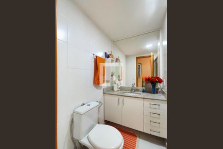 Apartamento à venda com 67m², 2 quartos e 1 vagaBanheiro Corredor