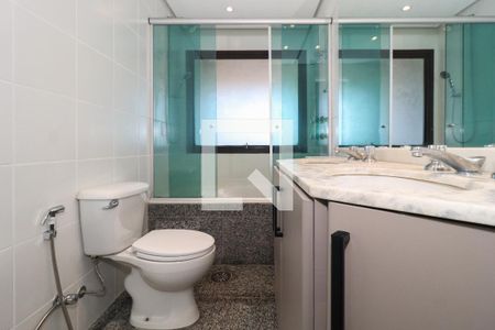 Apartamento à venda com 82m², 1 quarto e 2 vagasBanheiro da Suíte