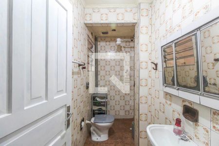 Casa à venda com 200m², 4 quartos e 1 vagaBanheiro casa 2